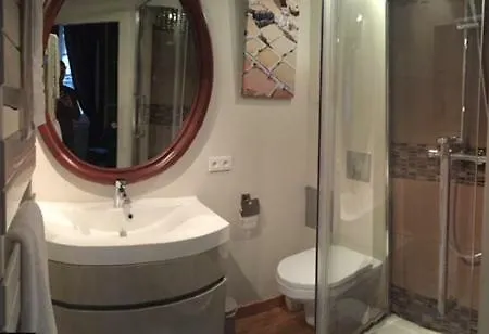 Chambres Maison Louis Xi Gasthof *
